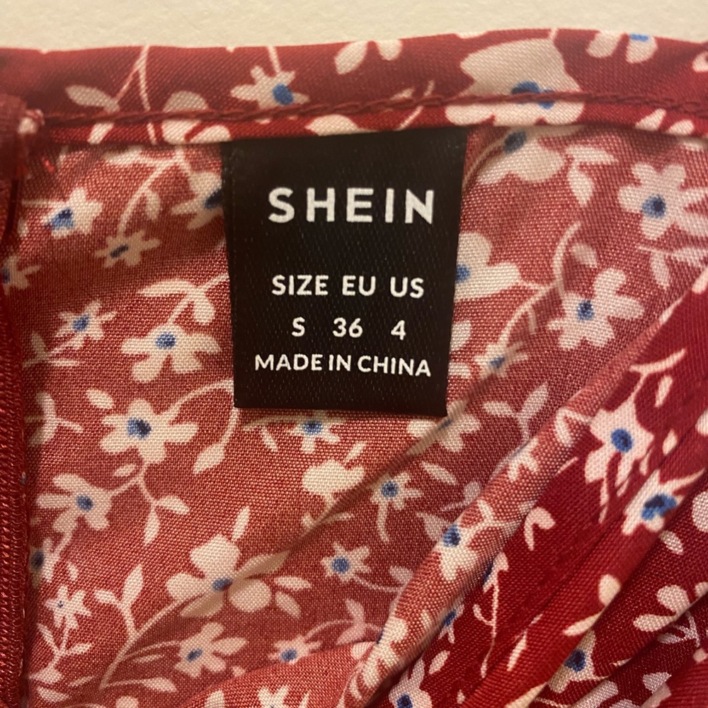 SHEIN Red Flower Sundress - Picture 3 of 3
